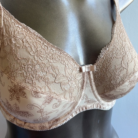 Wonderbra Printed Full Underwire Support Bra - Picture 5 of 10